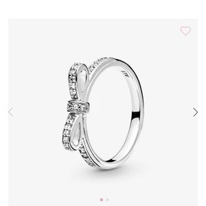 Pandora bow ring size 7